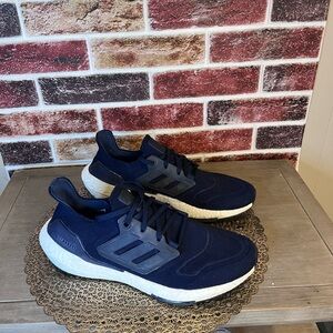 Adidas ultra boost size 11